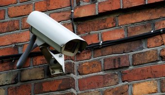 4 mejores sistemas de cámaras de seguridad para el hogar con almacenamiento local que puede comprar