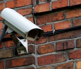 4 mejores sistemas de cámaras de seguridad para el hogar con almacenamiento local que puede comprar