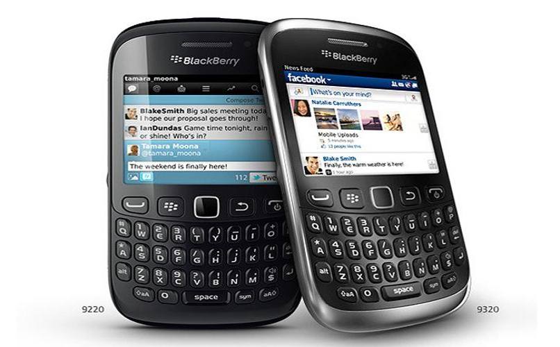 Cómo descargar e instalar WhatsApp gratis para BlackBerry Curve 3G 9300, 9360, 9380, 9320